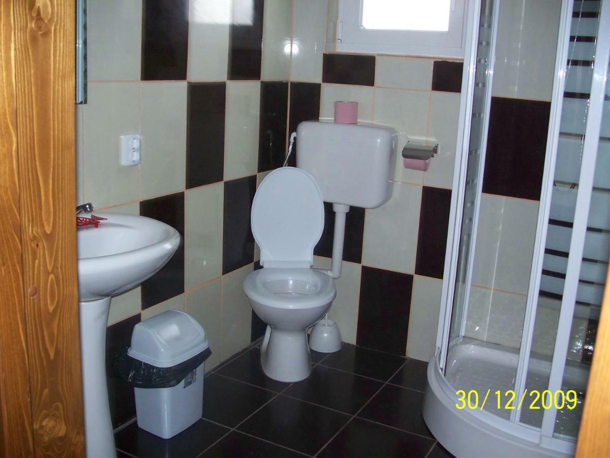 Rîşnov Casa Bellaヴィラ エクステリア 写真